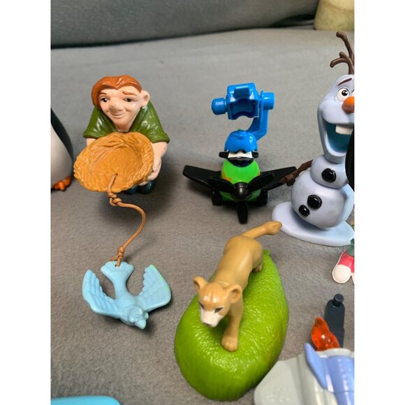 14 Mixed Disney & DreamWorks Frozen Lion King Kids Meal Figurine Set - Picture 9 of 13